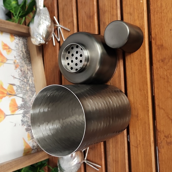 Gun Metal Cocktail Shaker - Picture 4 of 7